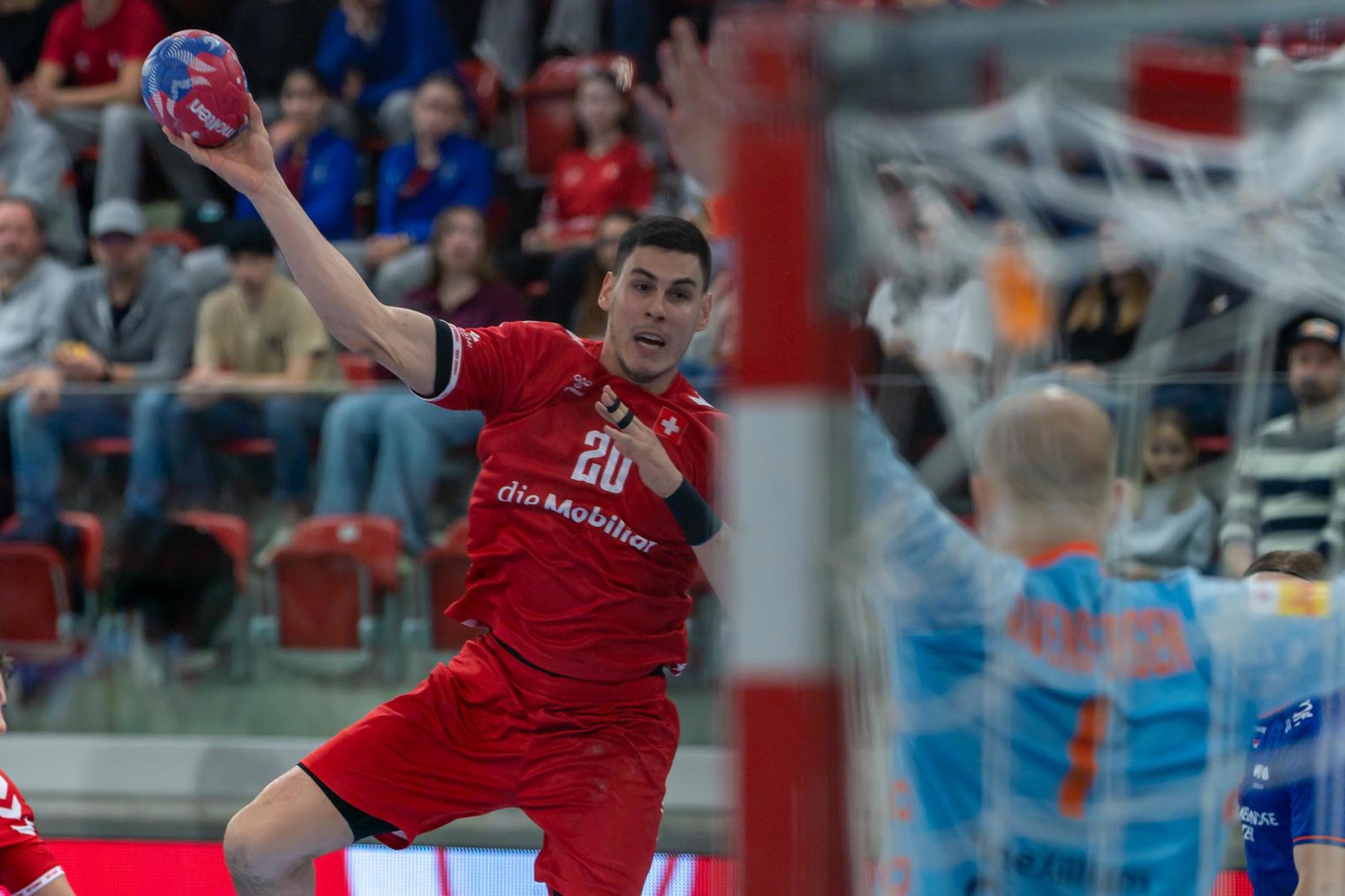 Luka Maros im Spiel gegen Holland