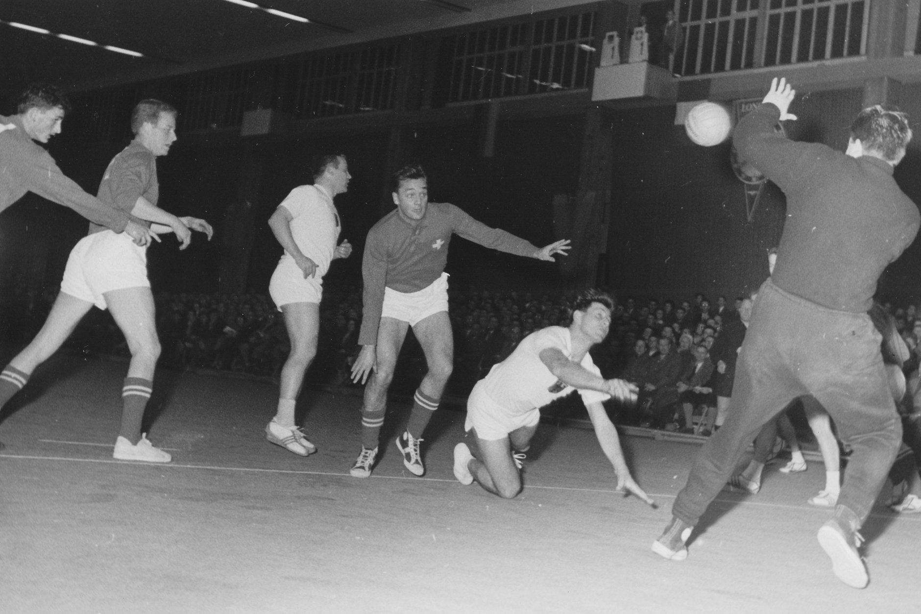 1960-02-05 SUI-BRD Bern 16-30 - Karlin Friedrich1.jpg