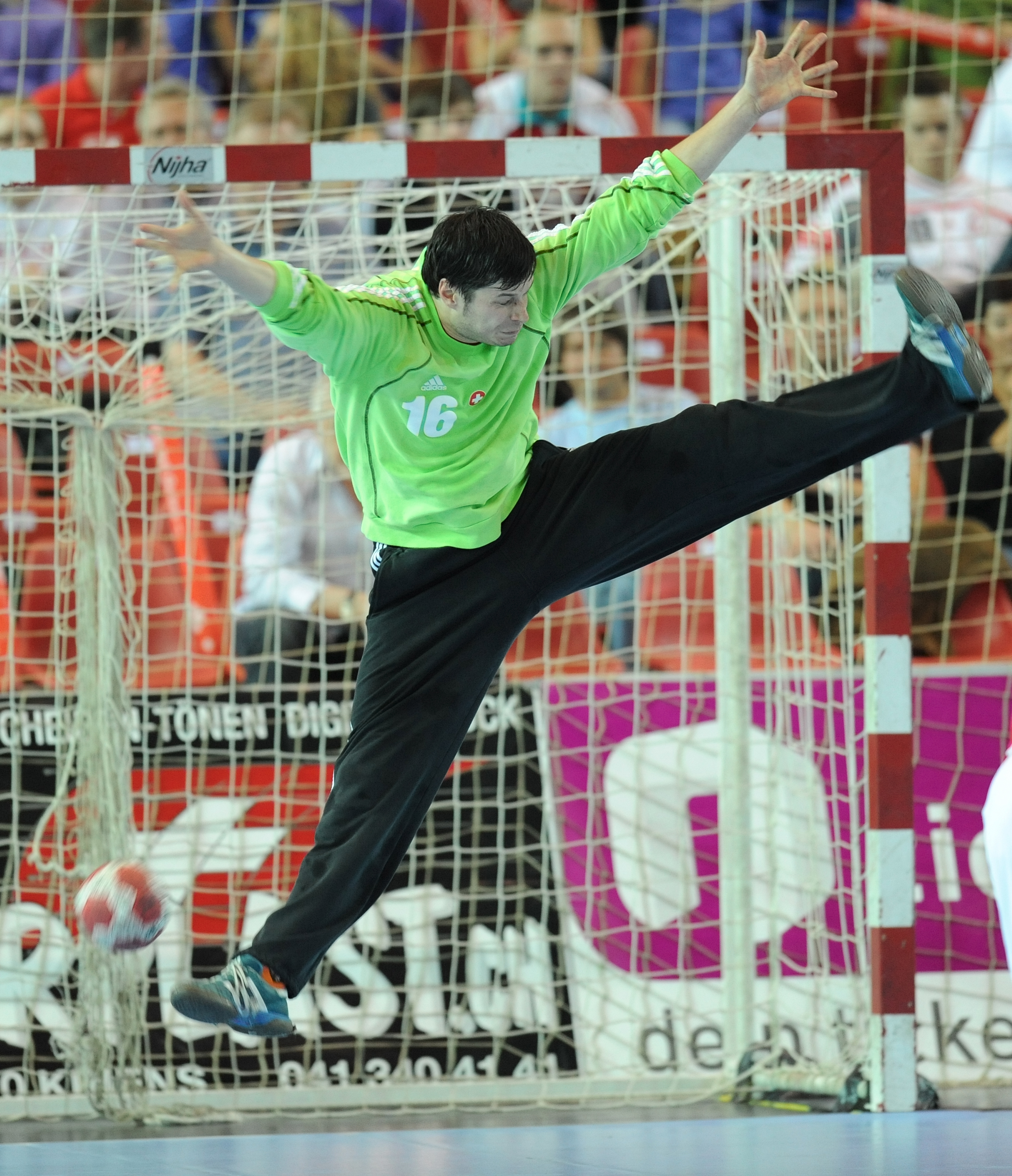 2010-06-20 WM-Quali SUI-DEN Stauber Pascal5.JPG