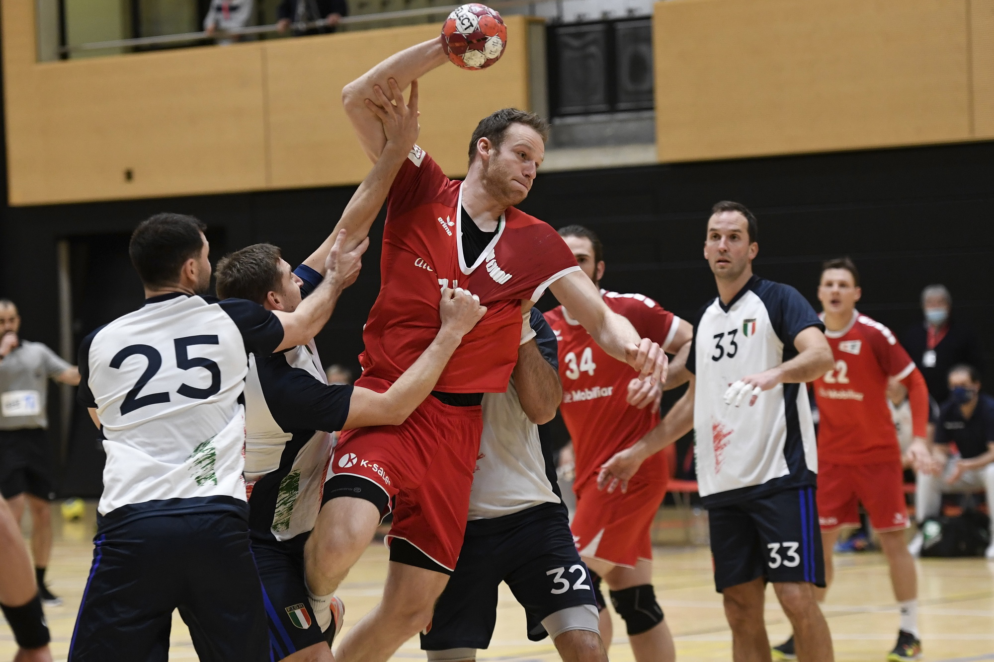 Lenny Rubin Im Ersten Von Zwei Länderspielen Gegen Italien (Alexander Wagner)