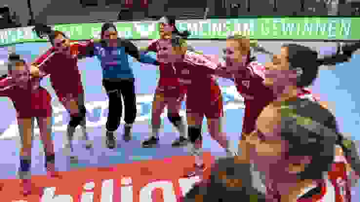 SUI-FRO_11.jpg SUI-FRO_11.jpg