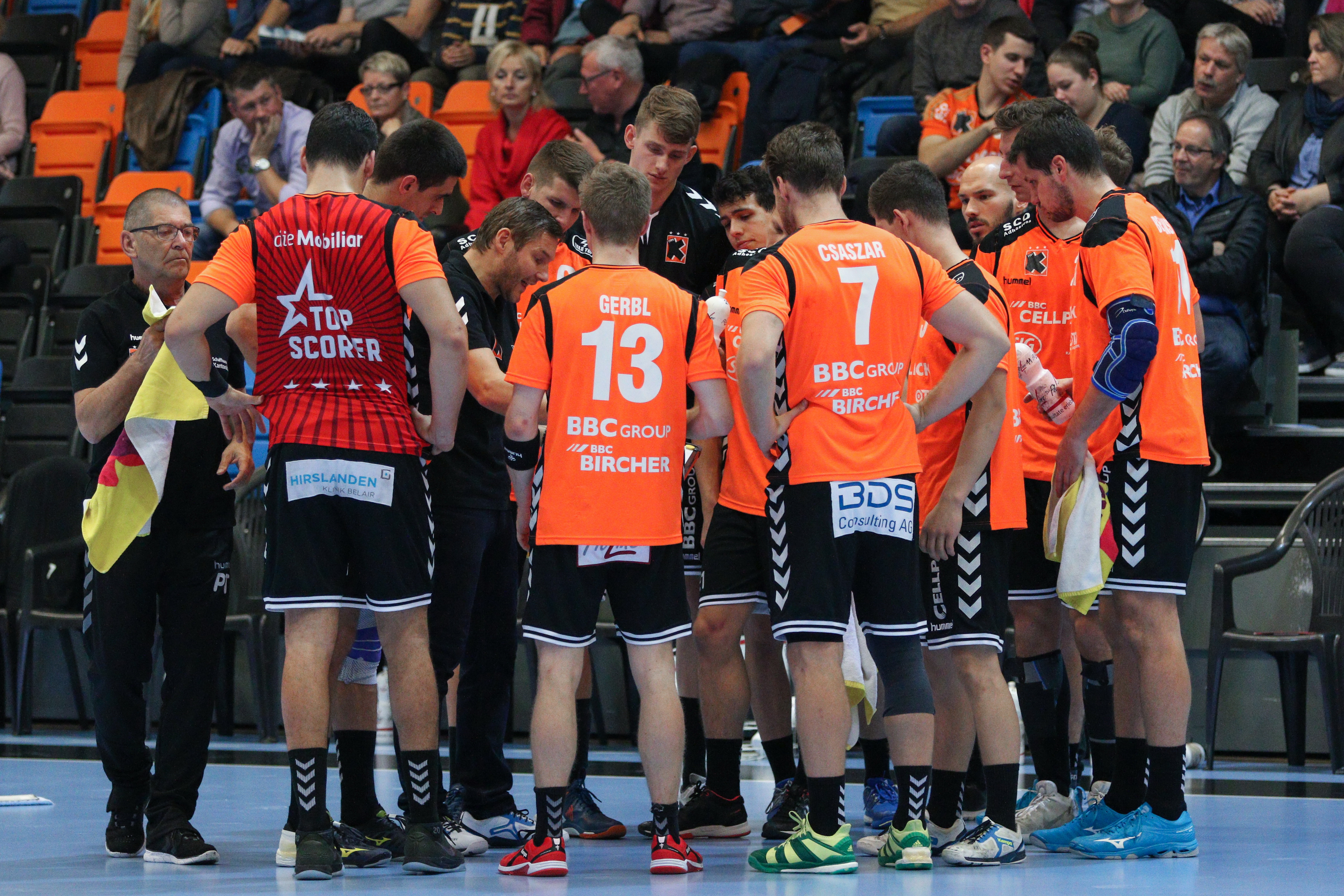 Die Kadetten Schaffhausen beim Timeout