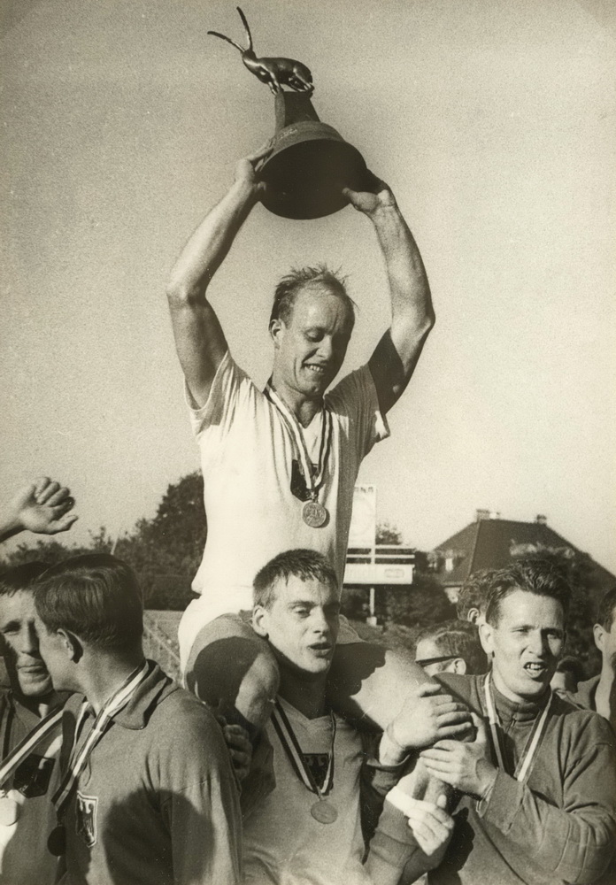 1966 07 03 7. Fhb WM Schlusszeremonie 02