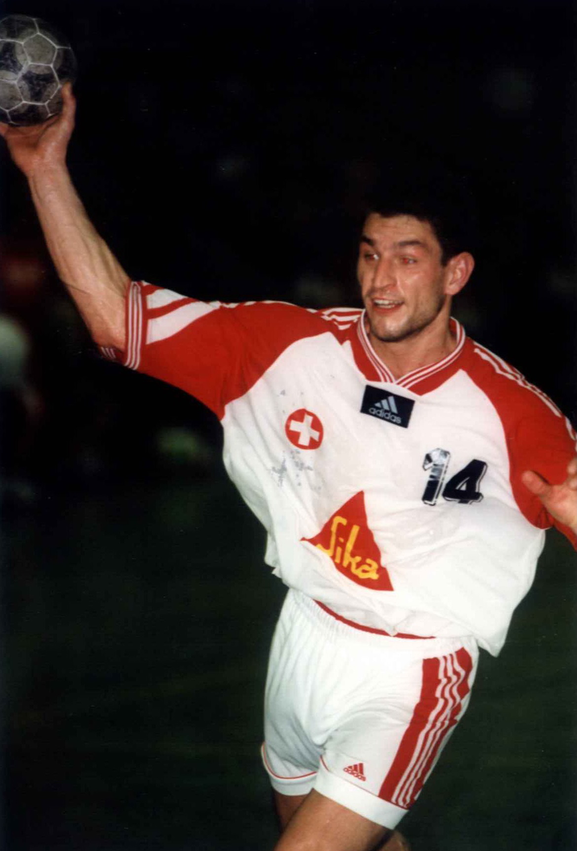 1999-05 Robbie Kostadinovich 2.jpg