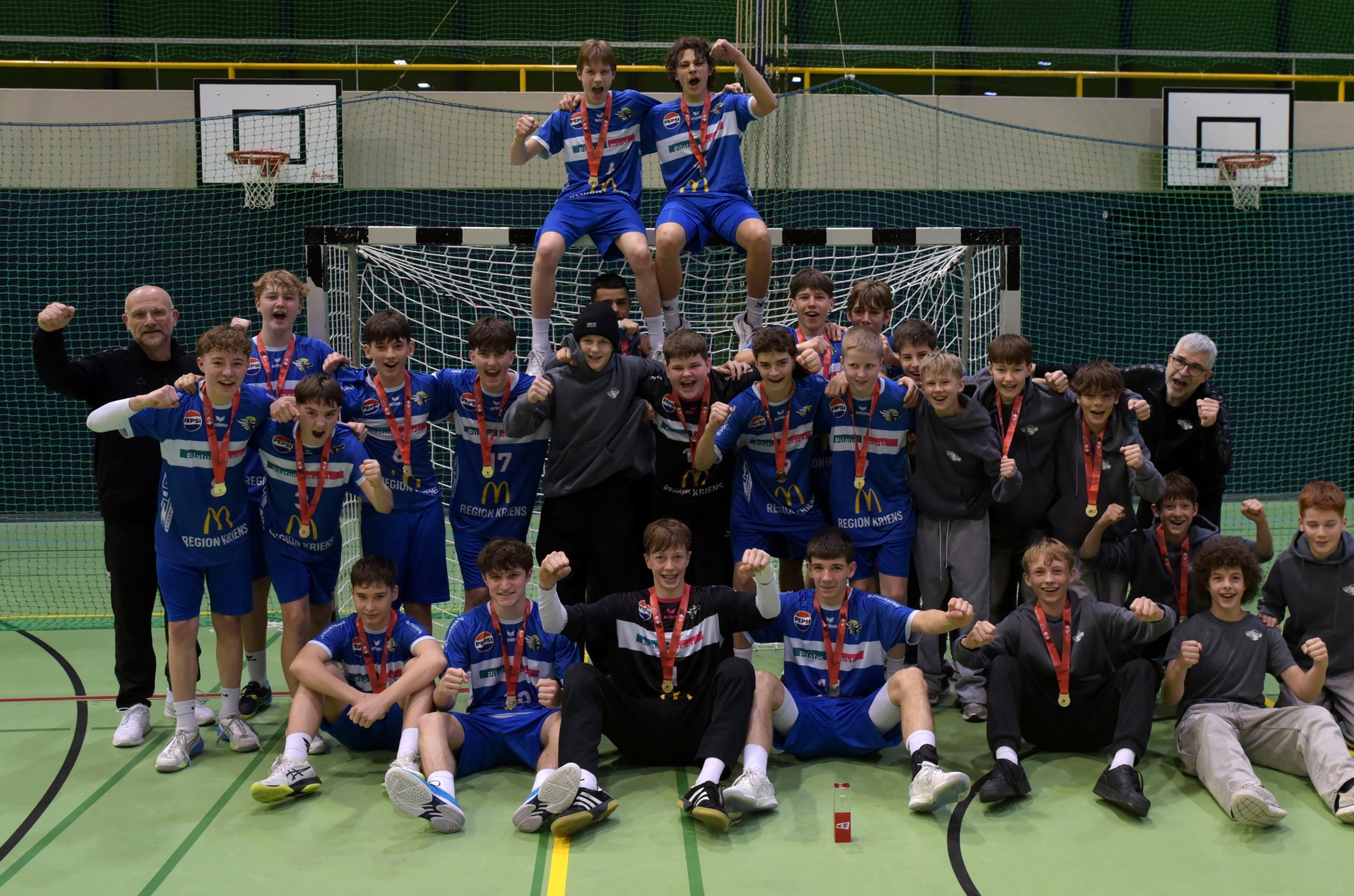 IHV U17 SG Pilatus MU 15E