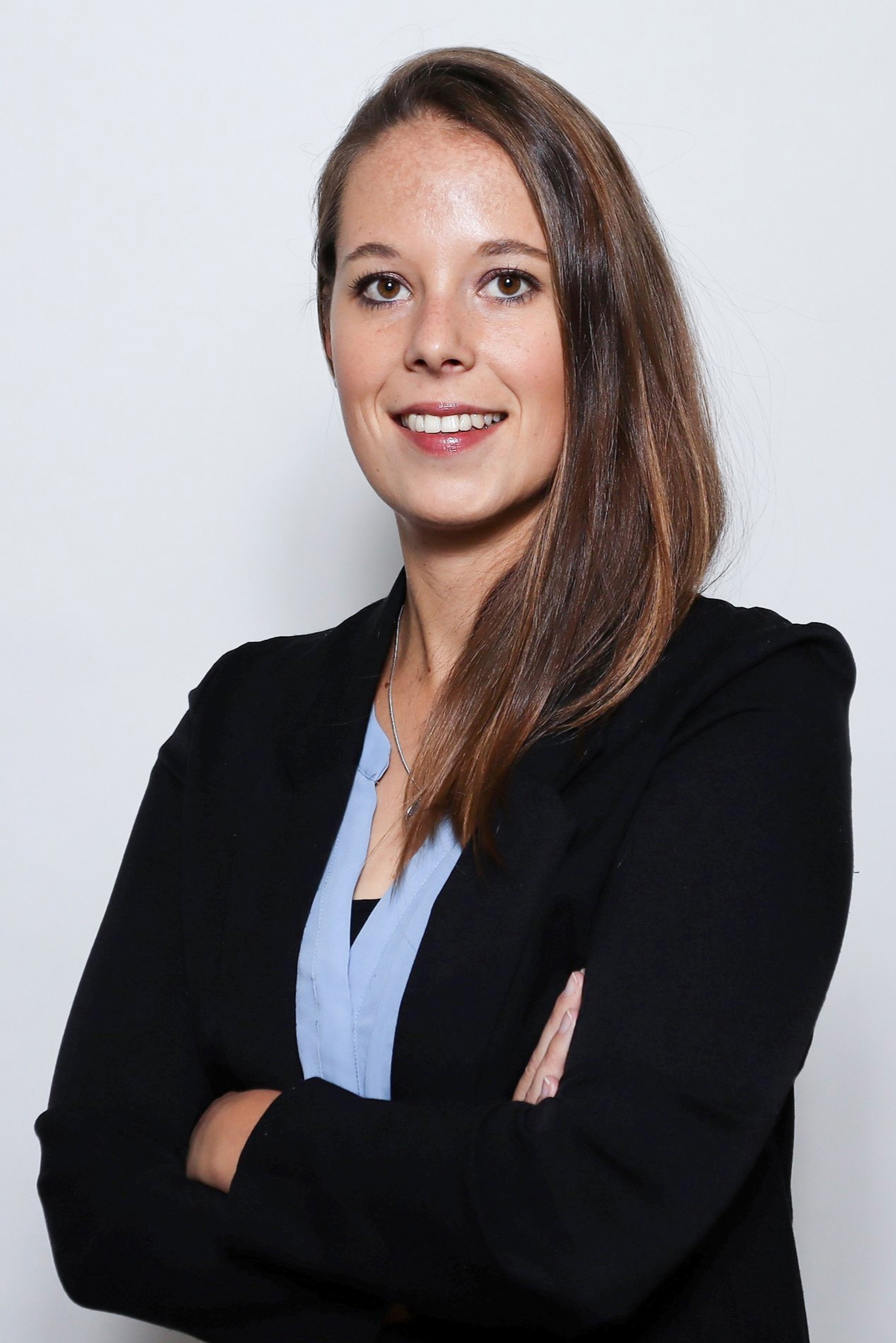 Lea Eberle Finance Ringier Hoch