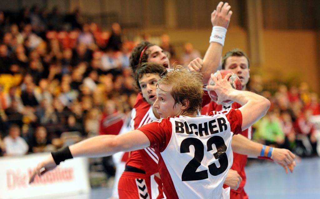 2010-01-02_handCHgb8_bucher elio.JPG