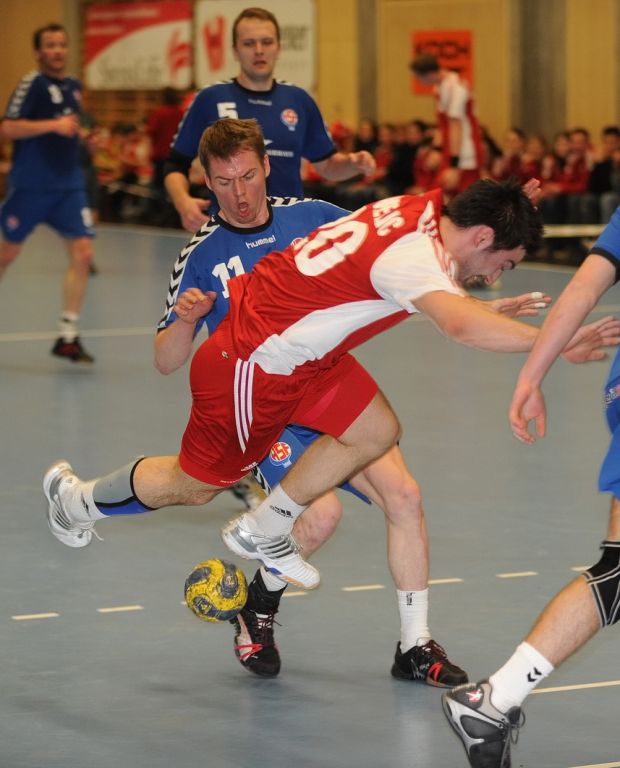 2009-03-21 Männer SUI-FAR 35-21 EM-Quali 17 Vukelic.jpg