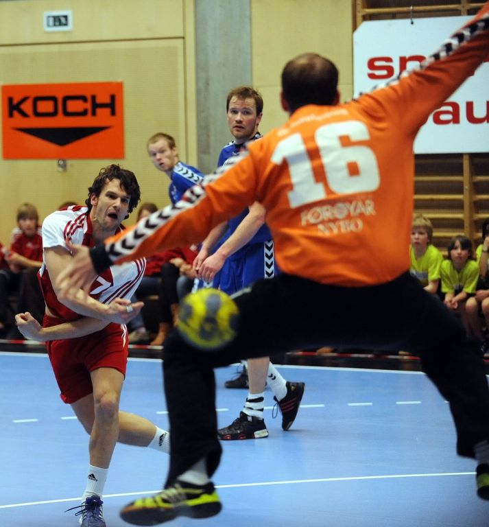 2009-03-21 Männer SUI-FAR 35-21 EM-Quali 15 Oltmanns.jpg