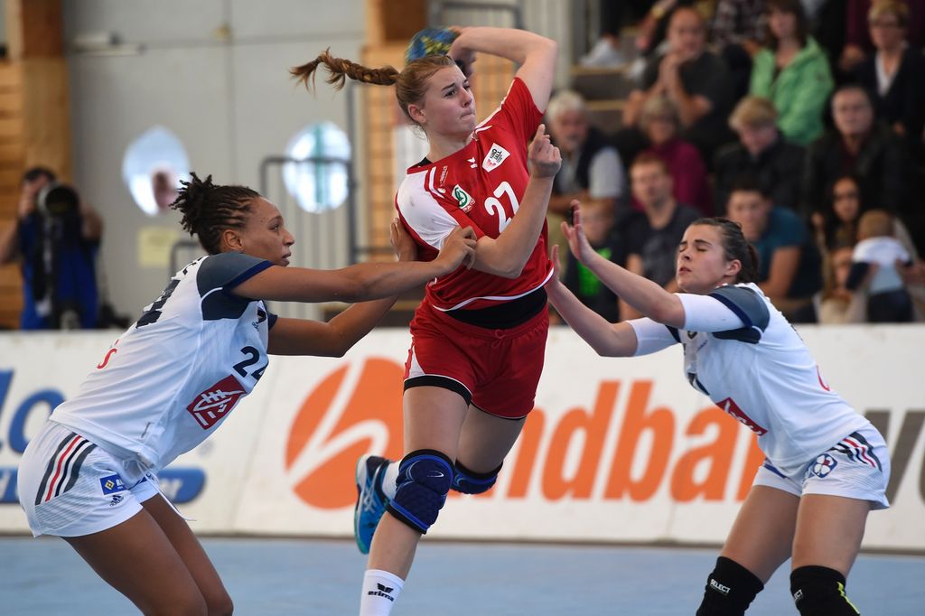 2015-10-11 SUI-FRA - Hodel Xenia 2.JPG