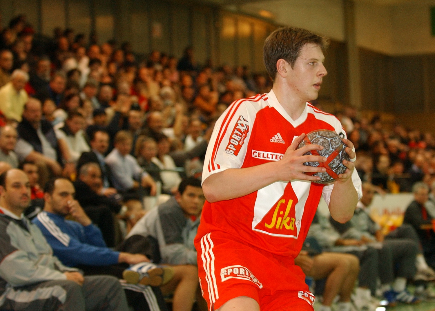 2005-01-02 SUI-EGY 19-23 YC Eulachhalle Kurth 31.jpg