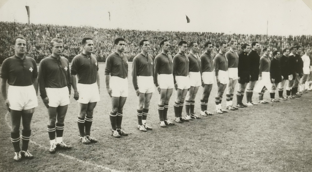 1958 10 12 GER SUI Kassel 01