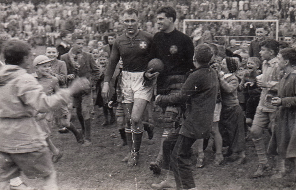 1954 06 13 SUI SWE Winterthur 3