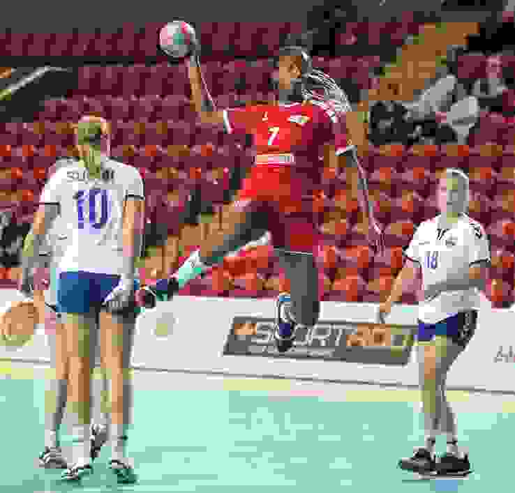 Clairebel Coker Im Spiel Gegen Finnland (EHF) Clairebel Coker Im Spiel Gegen Finnland (EHF)