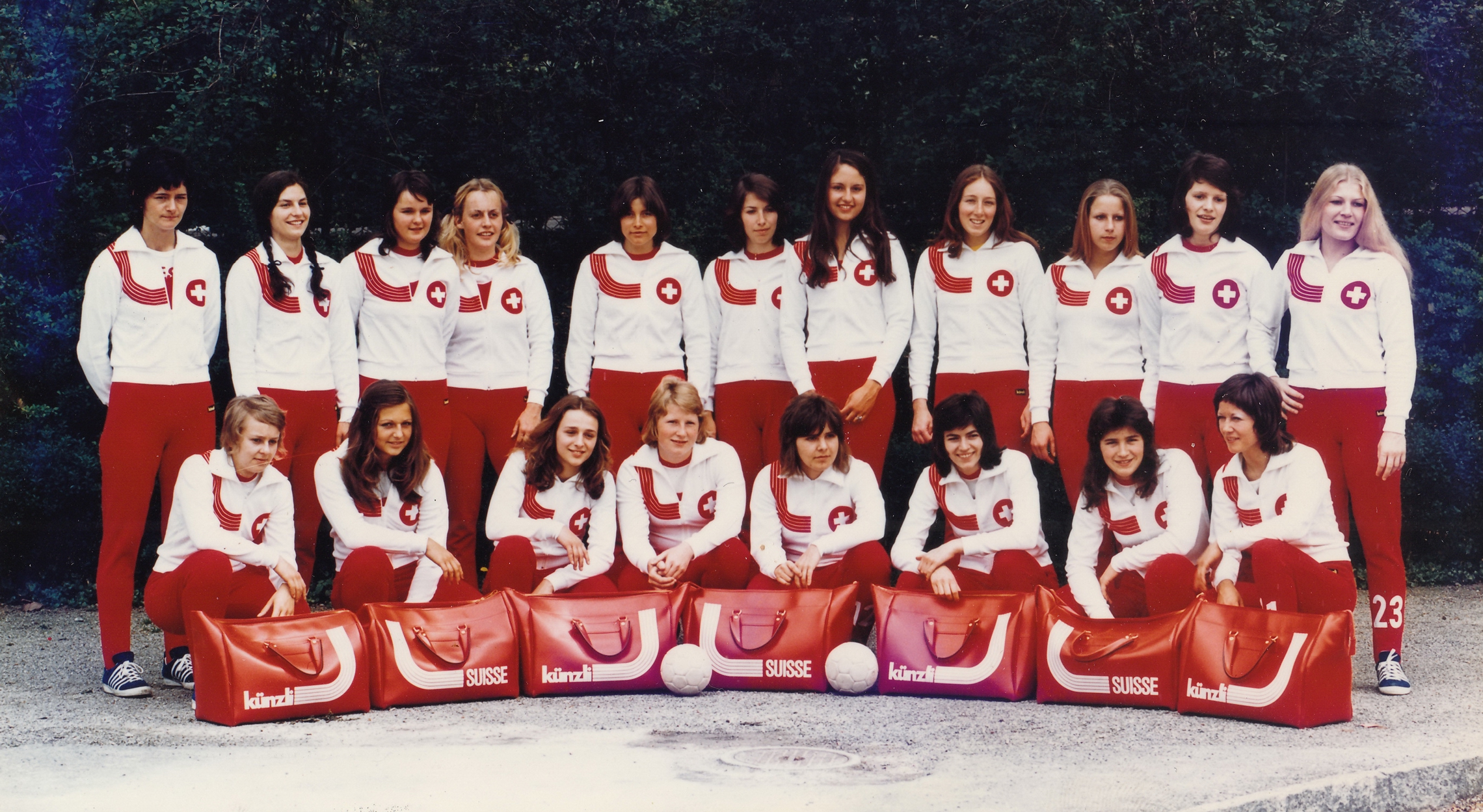 1973-10 Frauen Nati Teamfoto