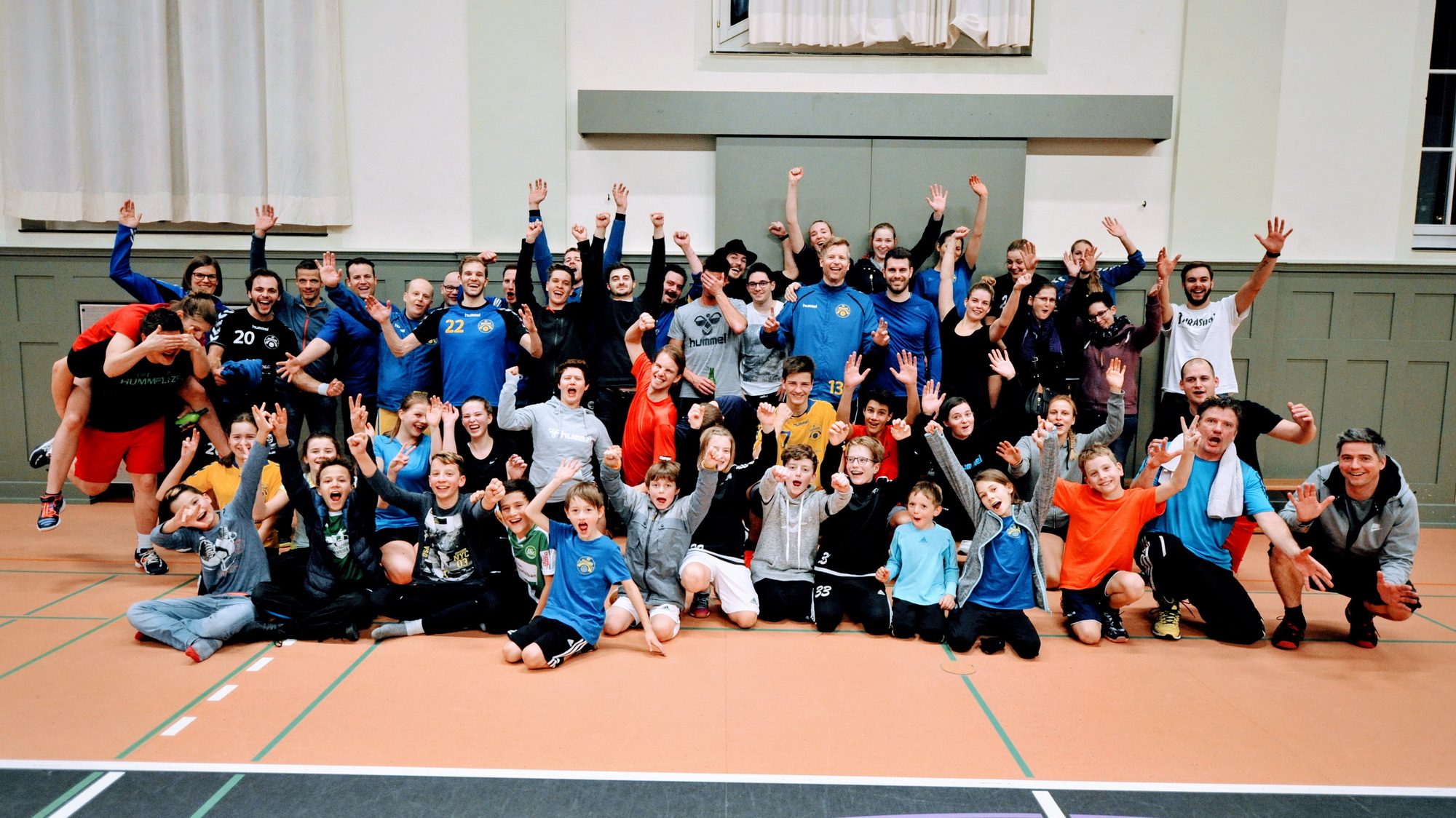 Symbolbild Handballverein, HC Bruggen. (Marco Ellenberger)