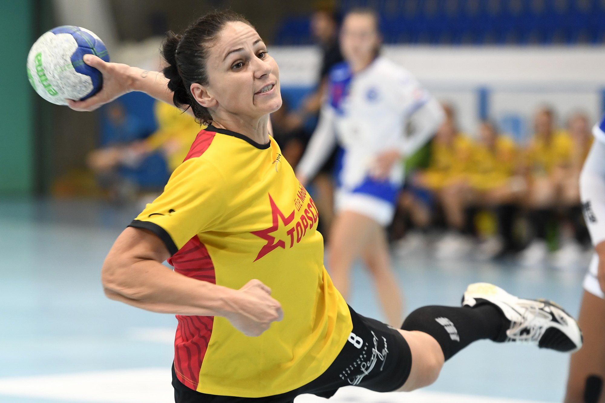 Awa Handfrgcamiyellow2 (32)