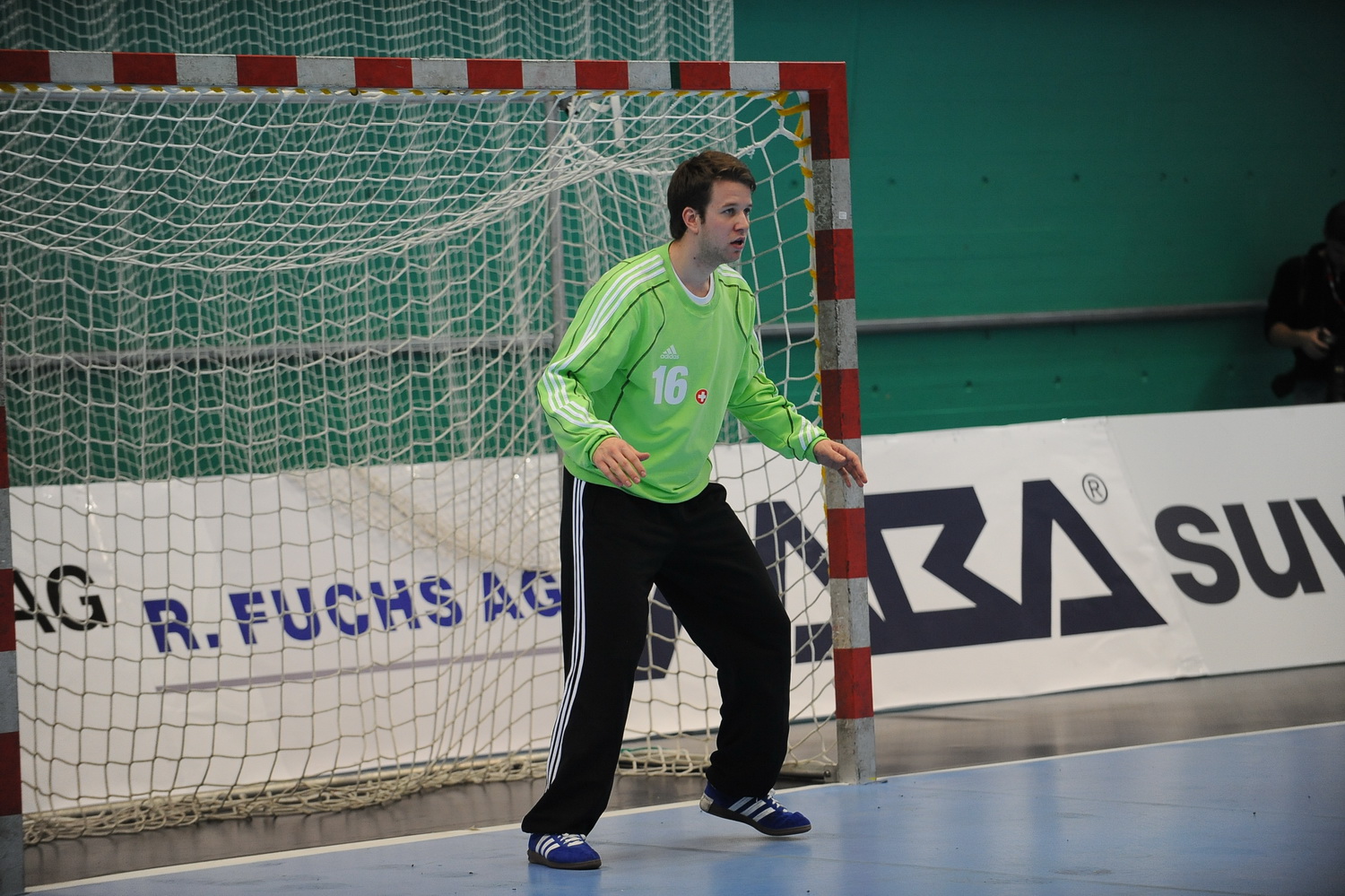 2008-11-26 SUI-SRB EM-Quali 32-32 106 Bringolf.JPG