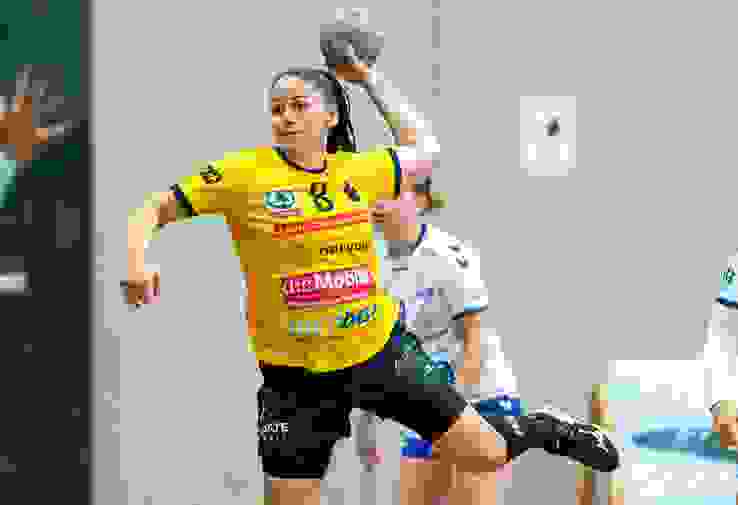 Grozdanovska Simona YEL Walker (4) Grozdanovska Simona YEL Walker (4)