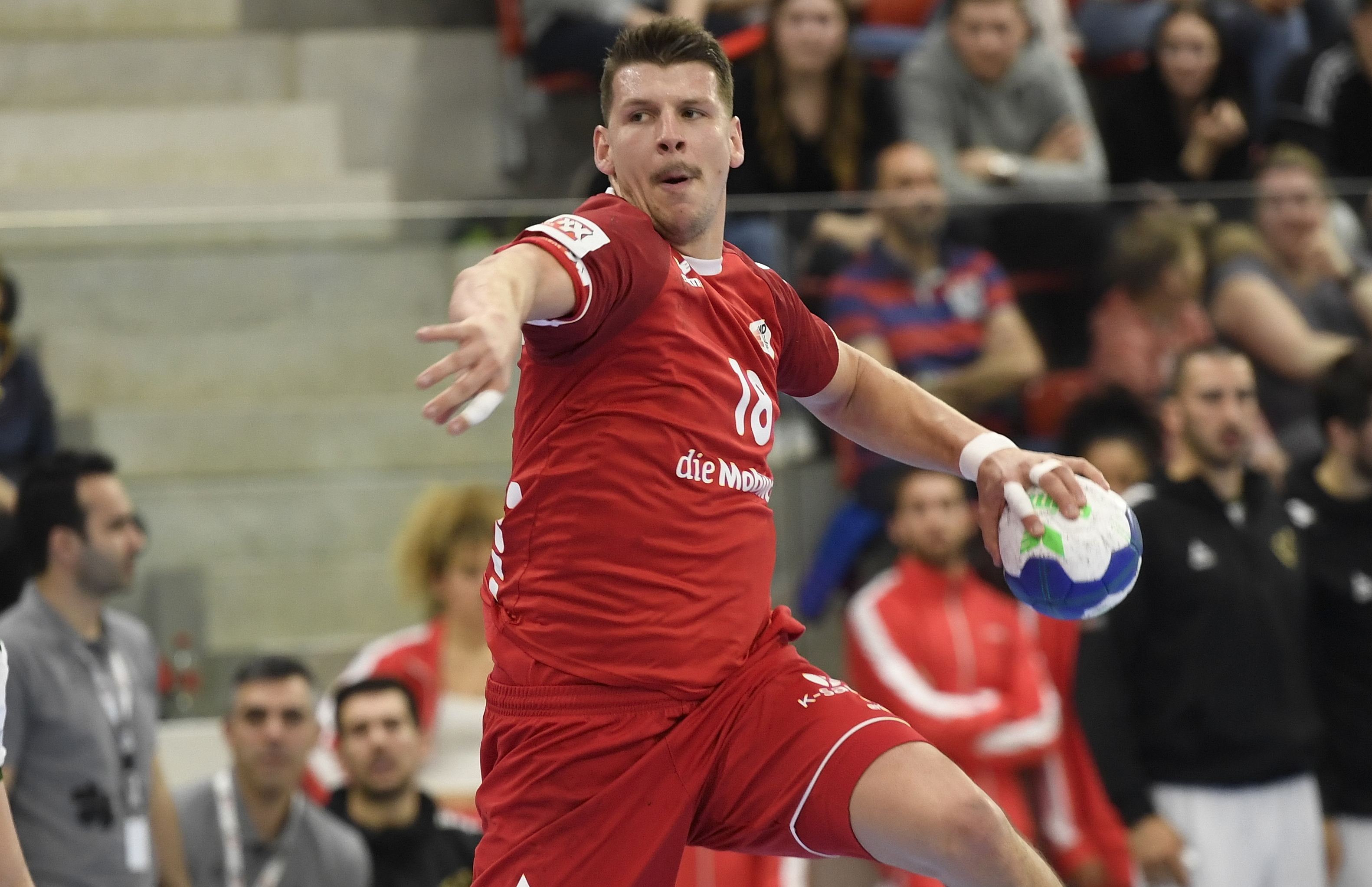 Dimitrij Küttel und die Schweizer Nationalmannschaft spielen ab Oktober die EM-Qualifikation