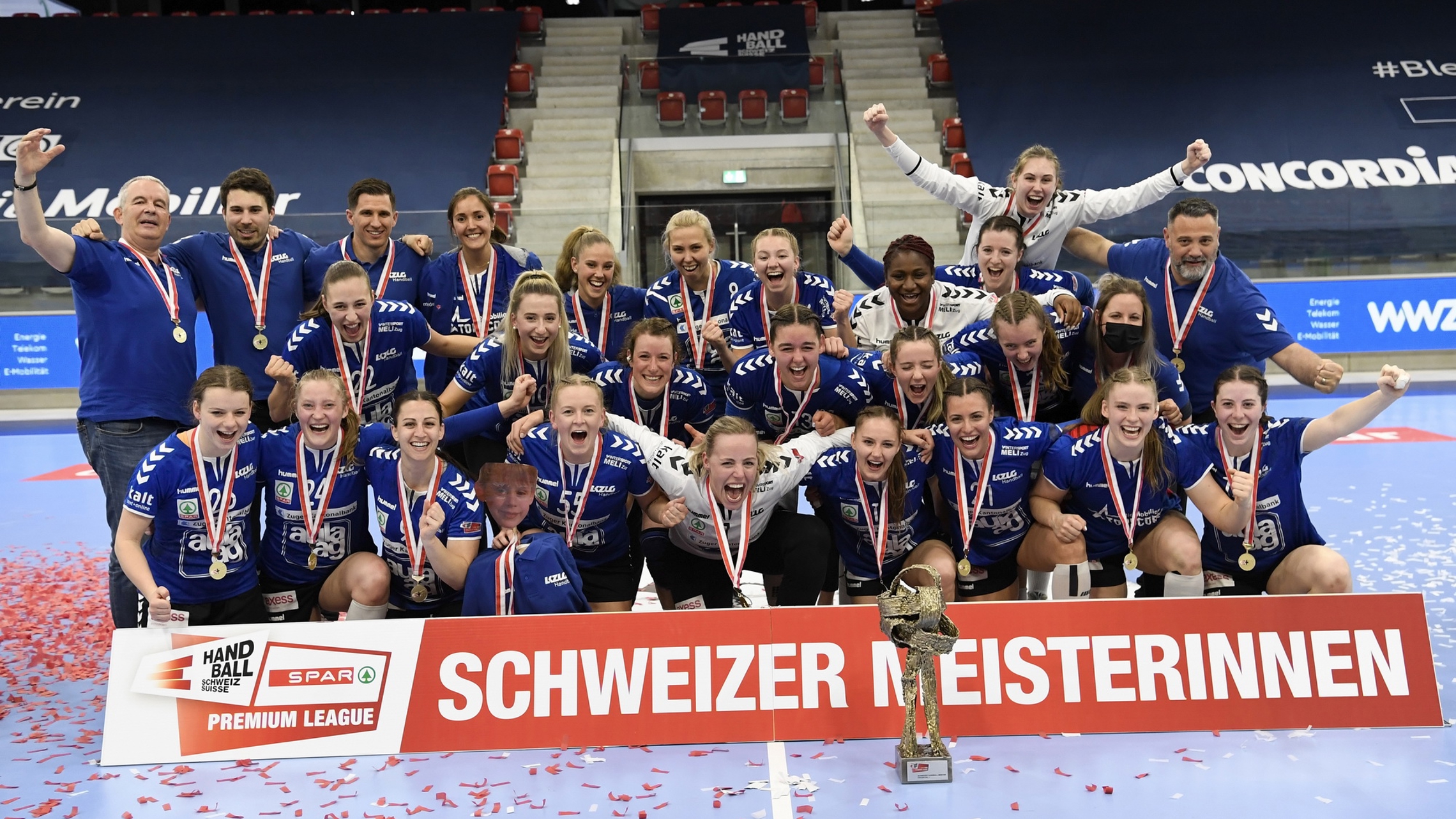 Die Spielerinnen des LK Zug wurden Schweizer Meisterinnen 2020/21 (Alexander Wagner)