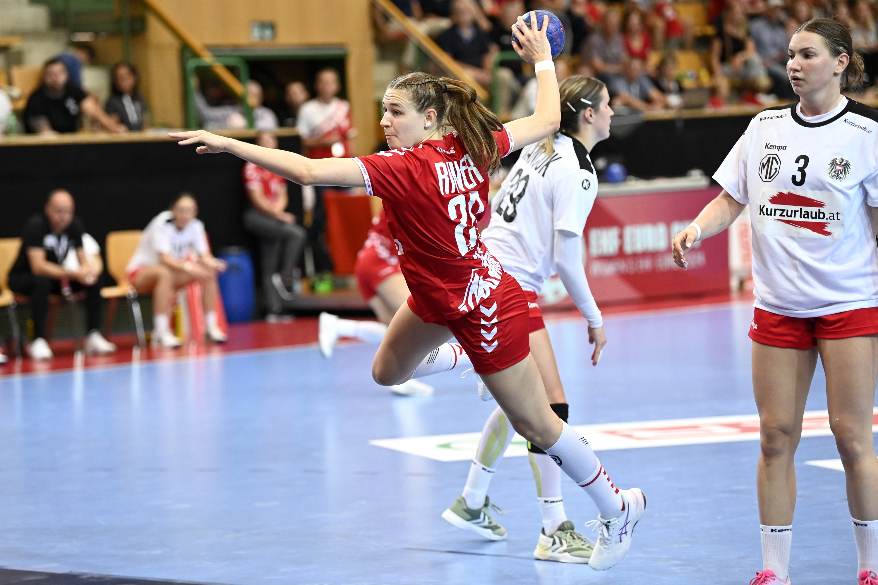 Alessia Riner am linken Flügel in Aktion