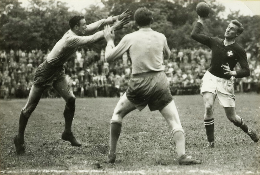 1954 06 13 SUI SWE 9 8 Winterthur 15 Sieber