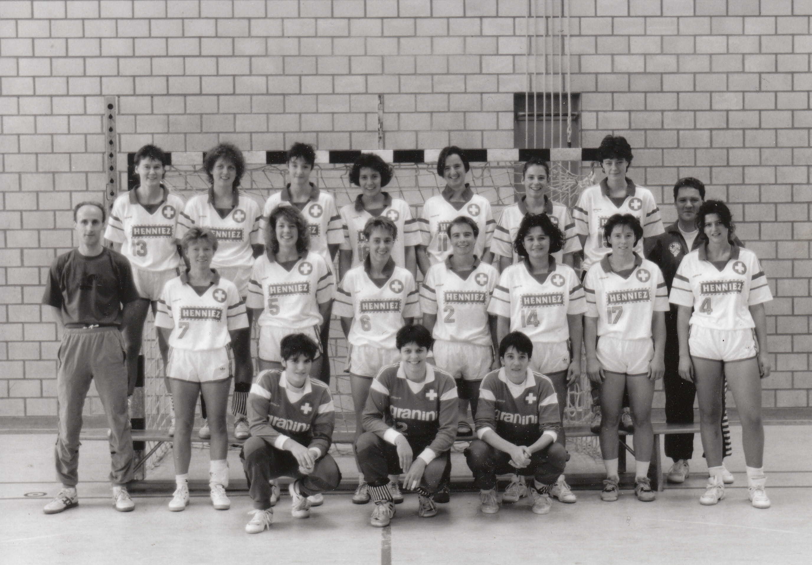 1995 Teamfoto Frauen Nati - Littau.jpg