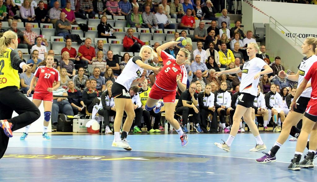 2015-10-07 2015-10-07 GER-SUI - Frey Lisa 3.jpg