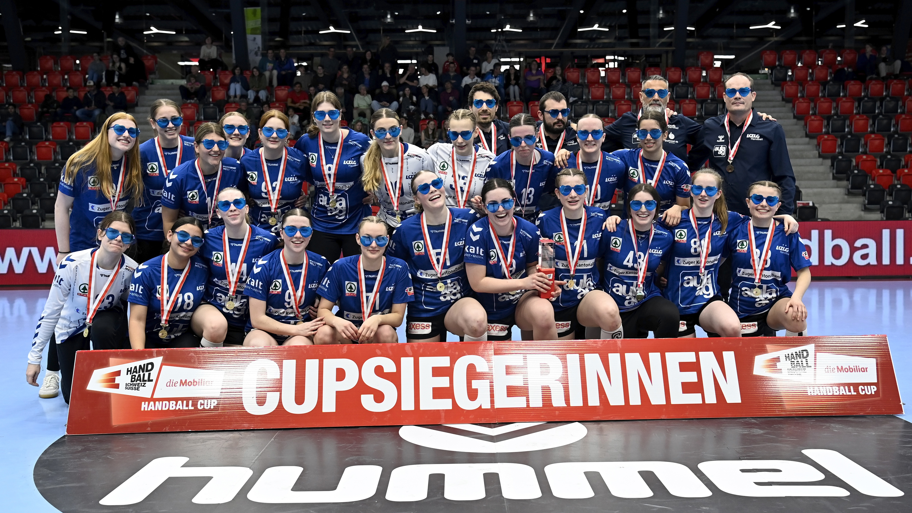 Awa Handjuninnenlkzug (3)