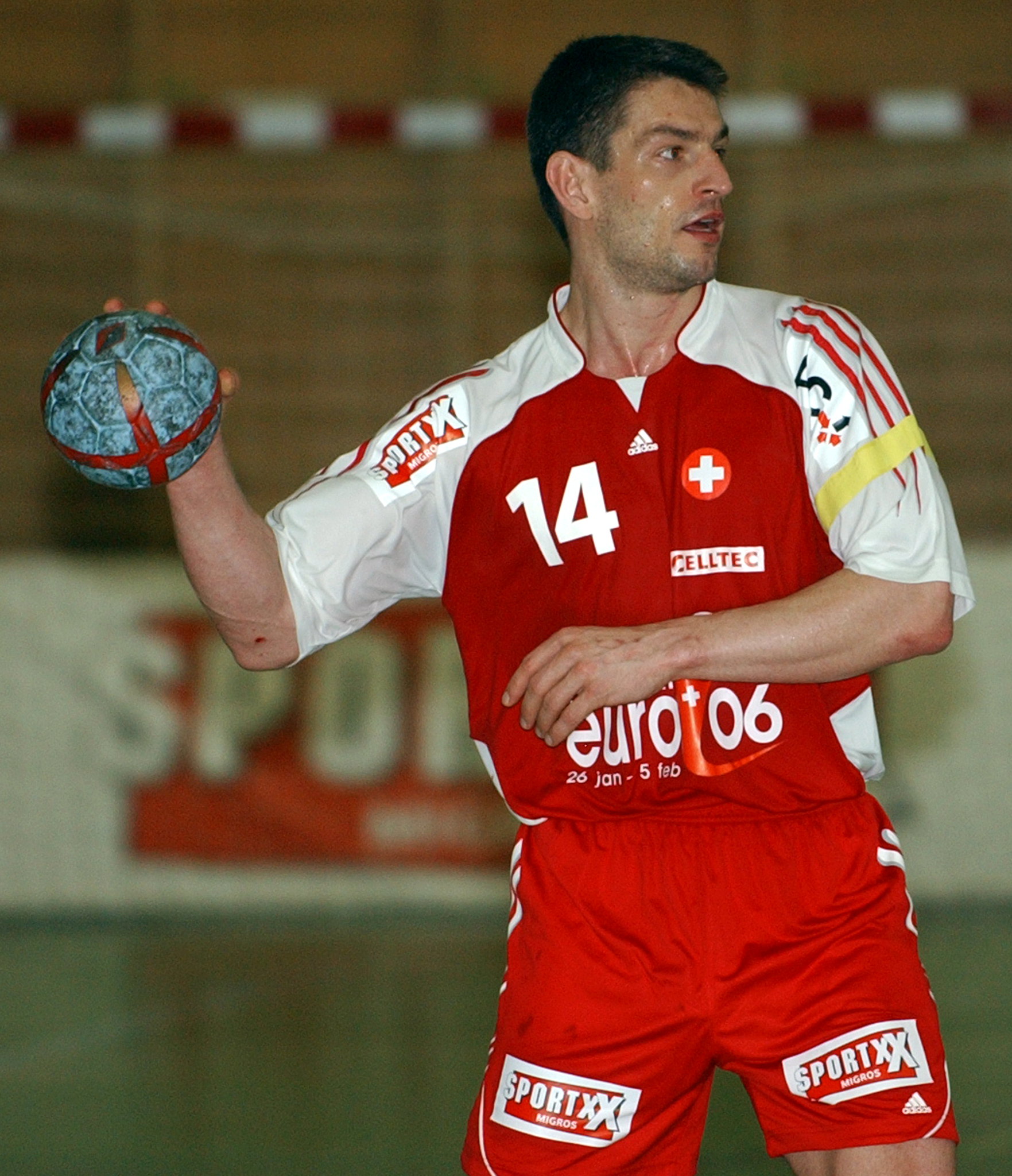 2005-06-11 SUI-EGY 32-18 Testspiel Kostadinovich 43.jpg