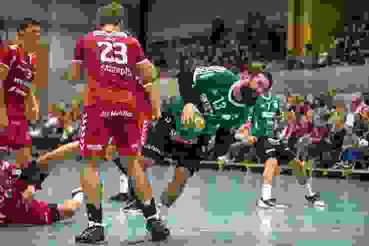 Kreisläufer Reto Friedli (13, Thun) gegen den BSV Bern Kreisläufer Reto Friedli (13, Thun) gegen den BSV Bern