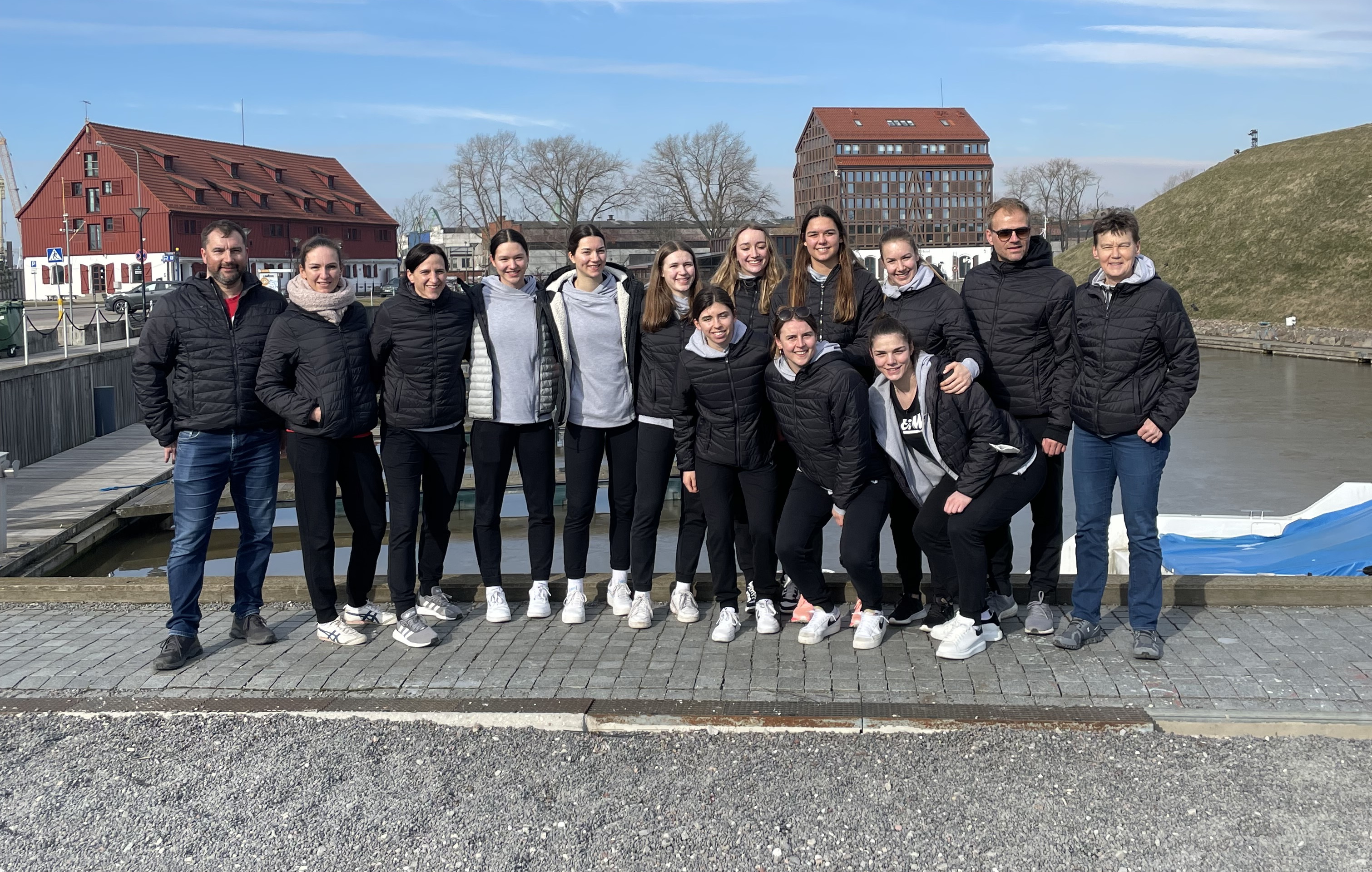 Frauen-Nati posiert in Klaipeda