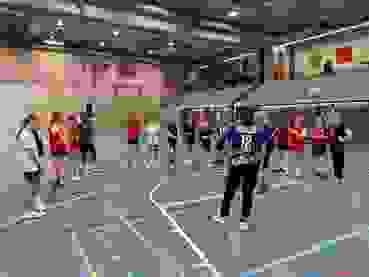 Manuela Brütsch besucht im Rahmen von Nati trainiert die Nordwestschweiz den TV Pratteln Manuela Brütsch besucht im Rahmen von Nati trainiert die Nordwestschweiz den TV Pratteln