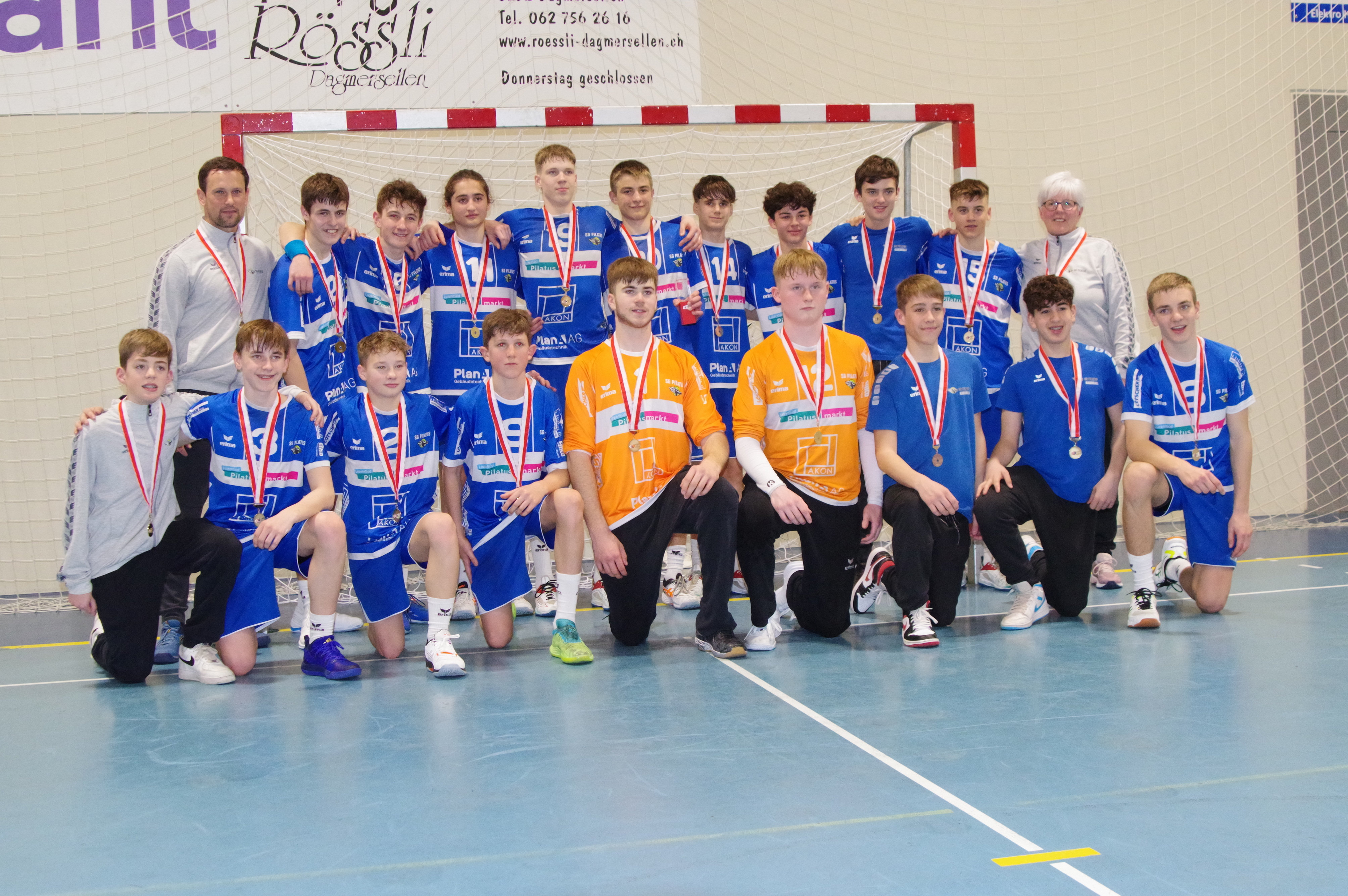 IHV U17 SG Pilatus U15E