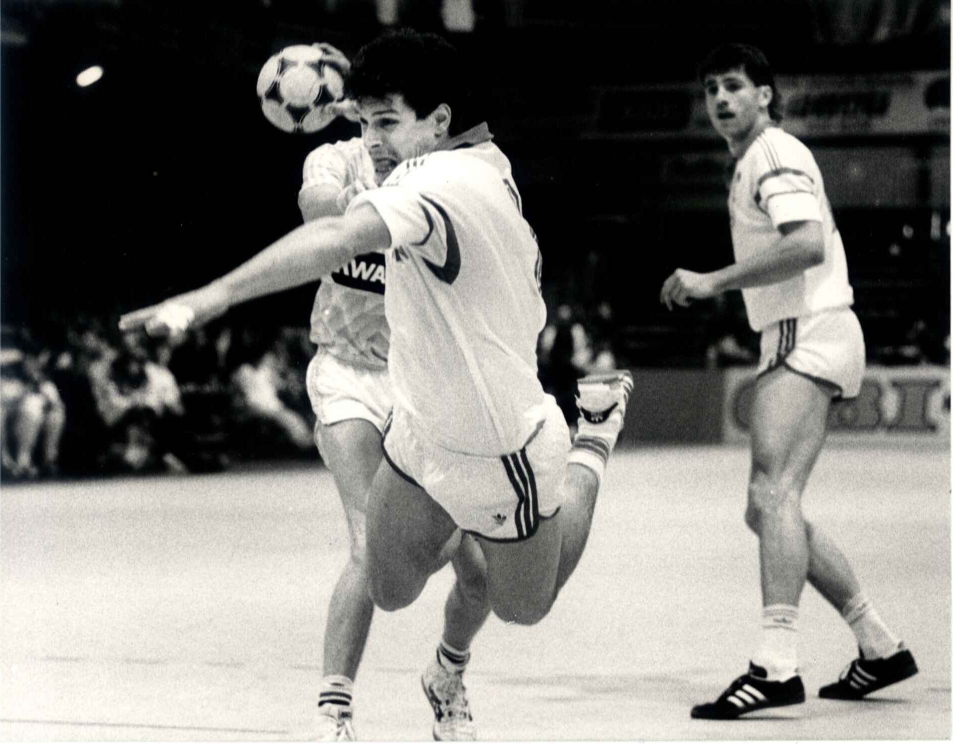 1989-02-15 B-WM Frankreich SUI-NED 22-16 Christian Ledermann.jpg