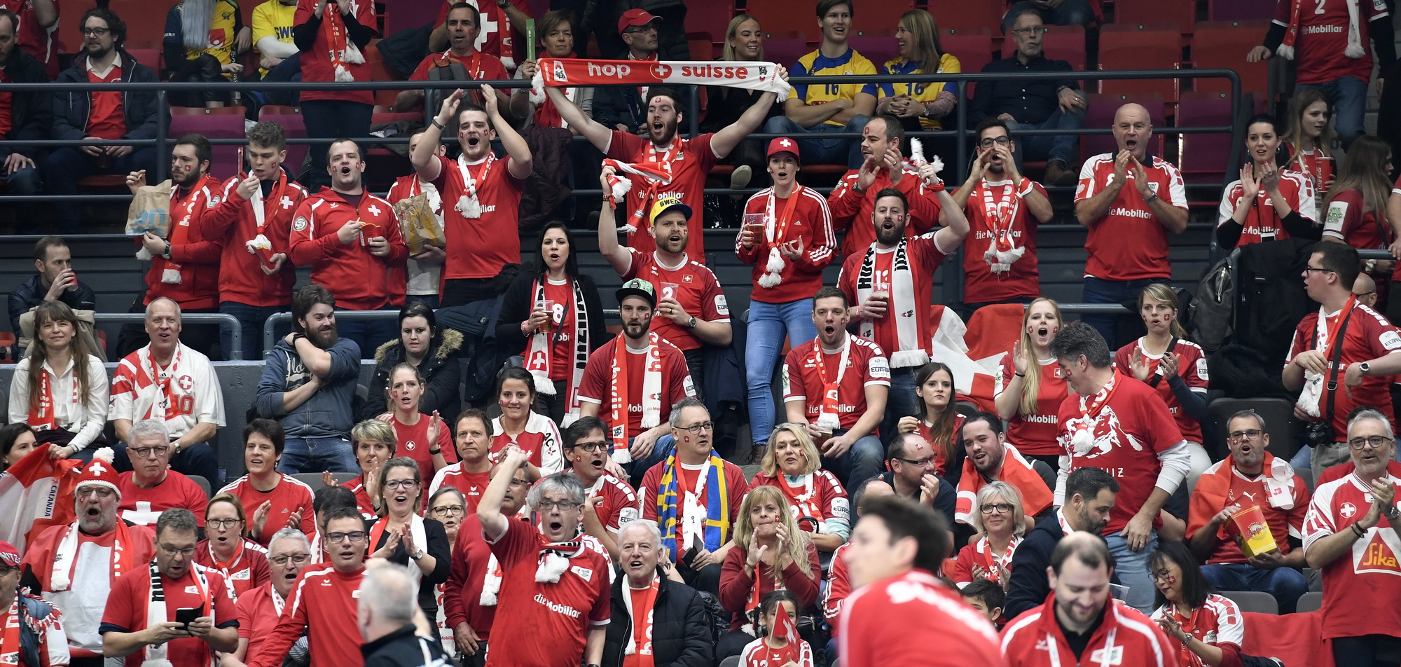 Schweizer Fans In Göteborg (Alexander Wagner)