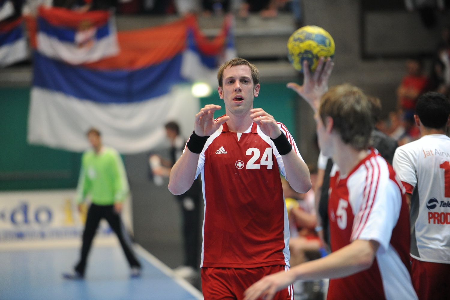 2008-11-26 SUI-SRB EM-Quali 32-32 127 Engeler Martin.JPG