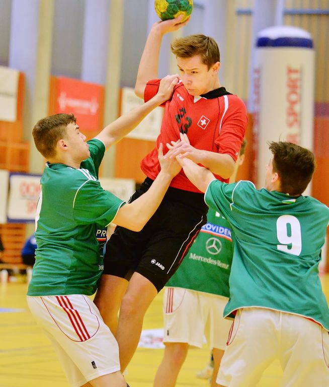 2014-01-19 U17 SUI-HUN Novak Philip.jpg