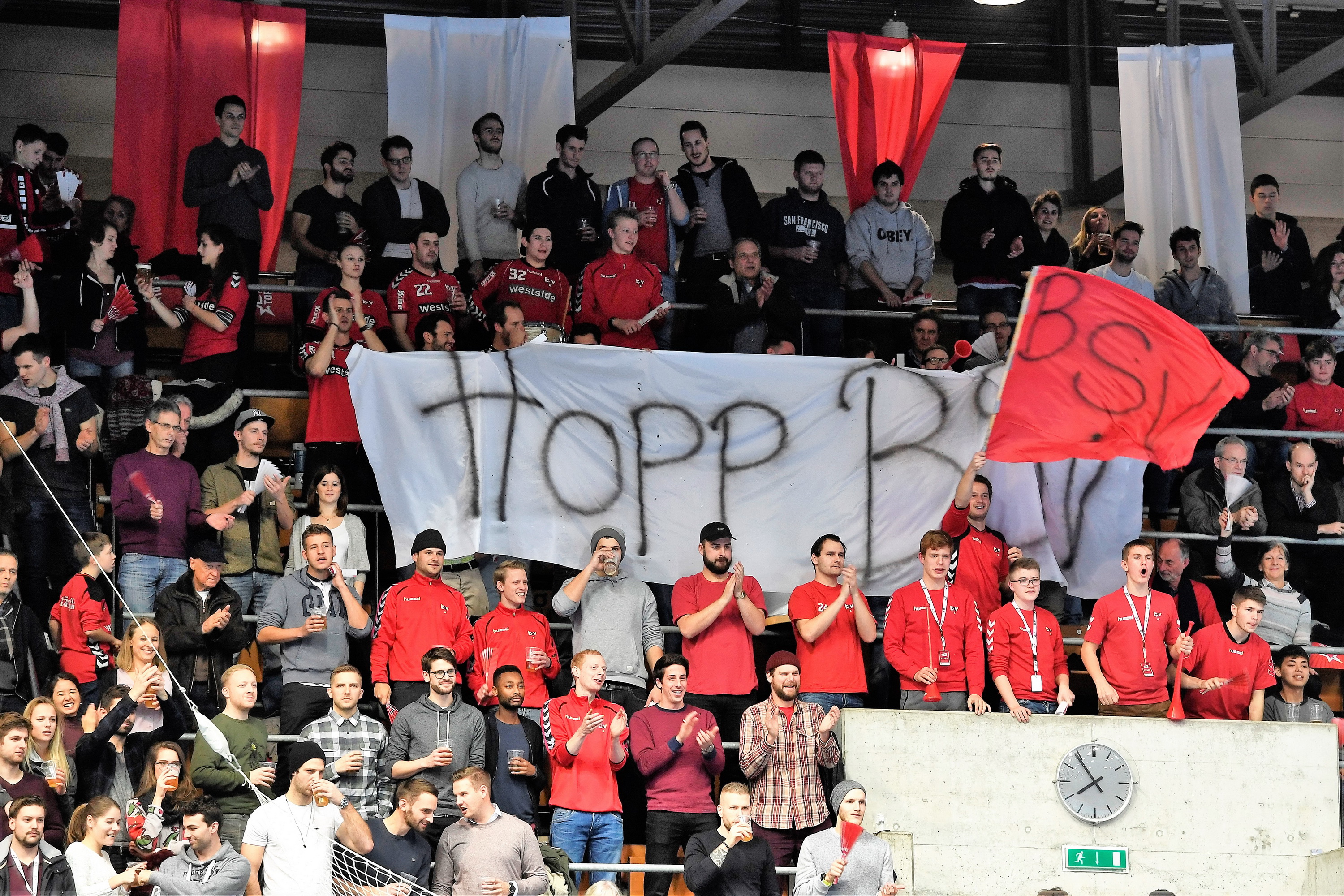 2017-12-21 Cup-Final BSV Bern Muri - Pfadi Winterthur 05.jpg