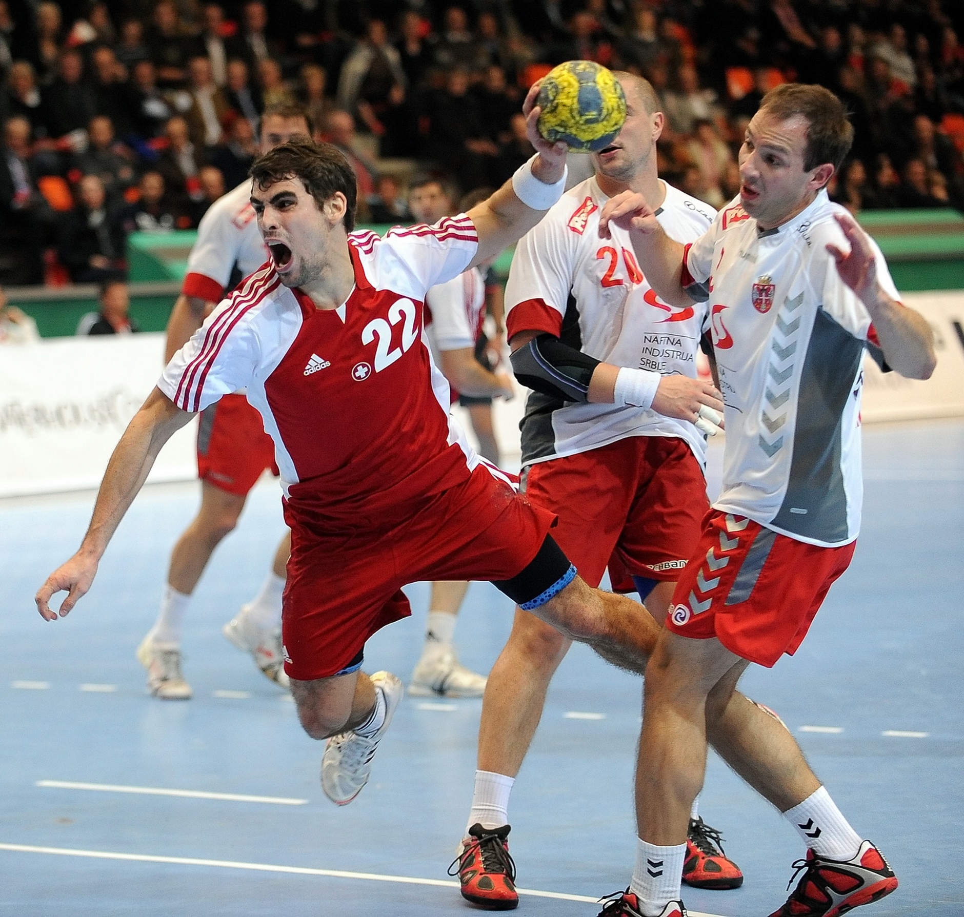 2008-11-26 SUI-SRB EM-Quali 32-32 014 Hüsser Markus.JPG