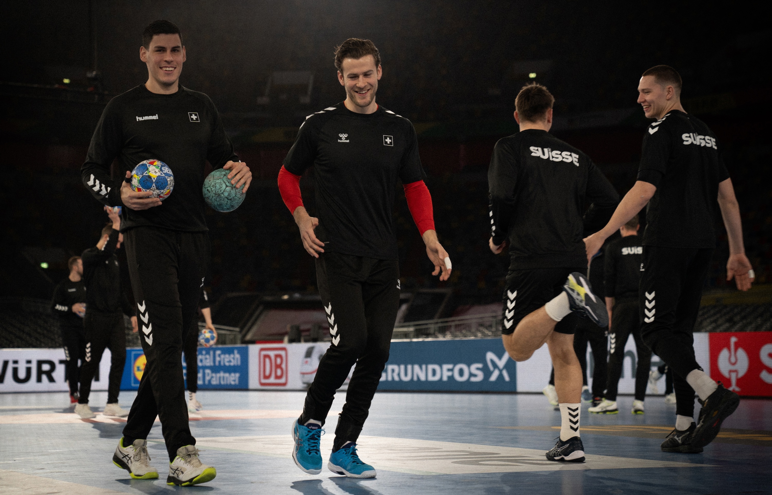 Schweizer Team Düsseldorf Dienstag