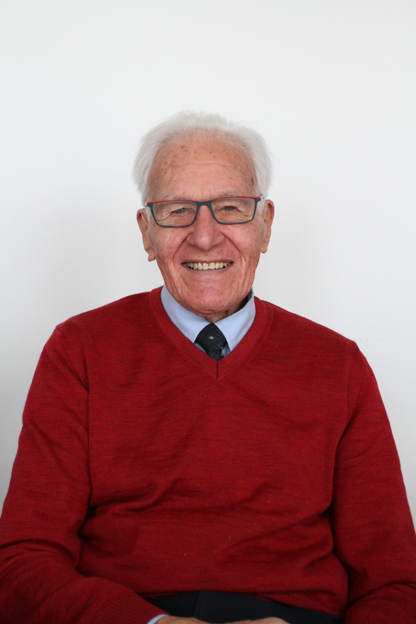 2022 02 18 Portrait Schmid Markus 02 600X900