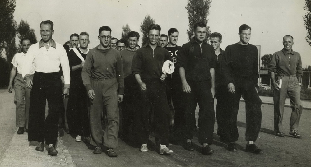 1943 Trainingslager In Zürich Oerlikon 1
