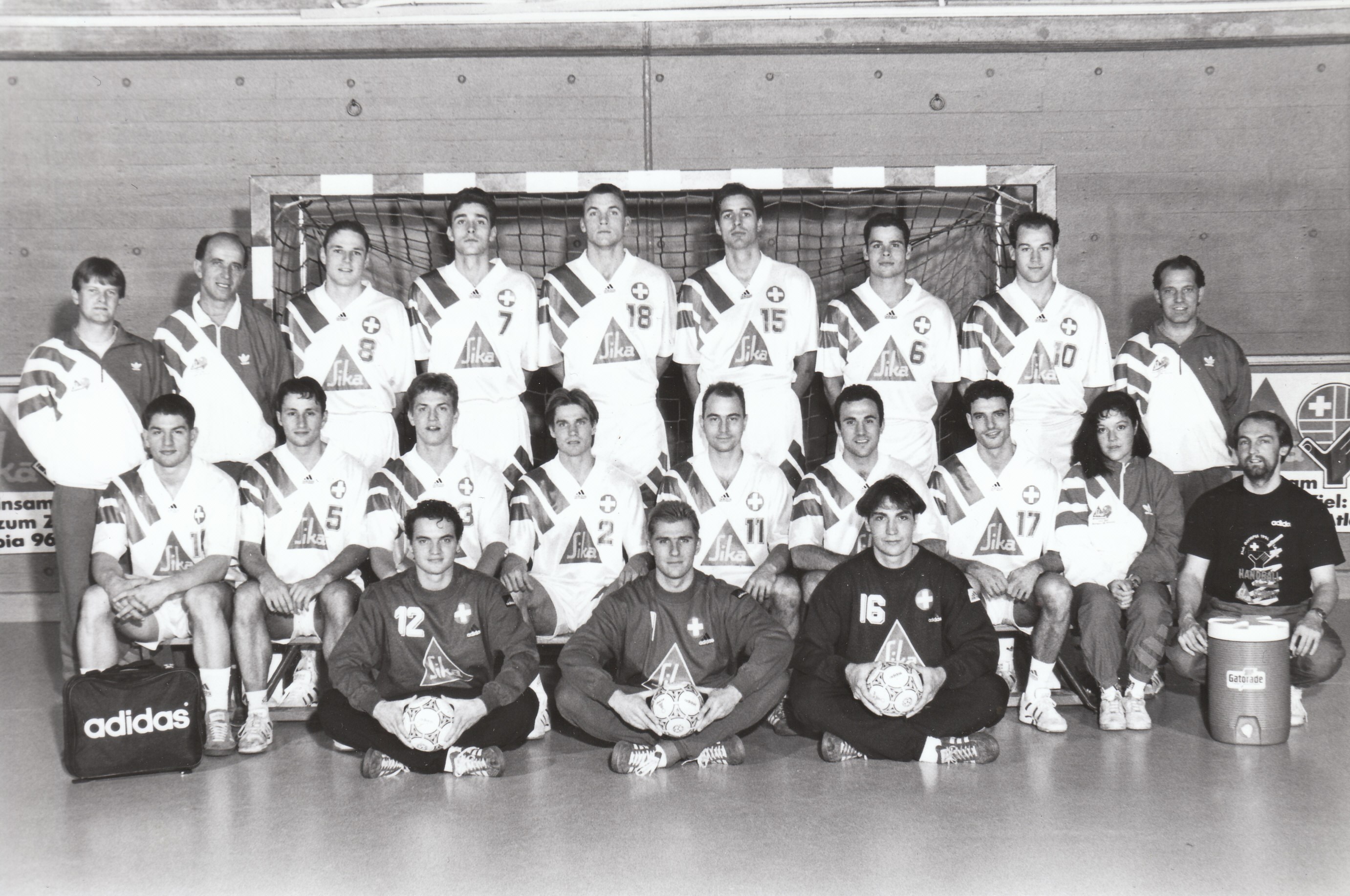 1995-03-01 Teamfoto Männer Nati.jpg