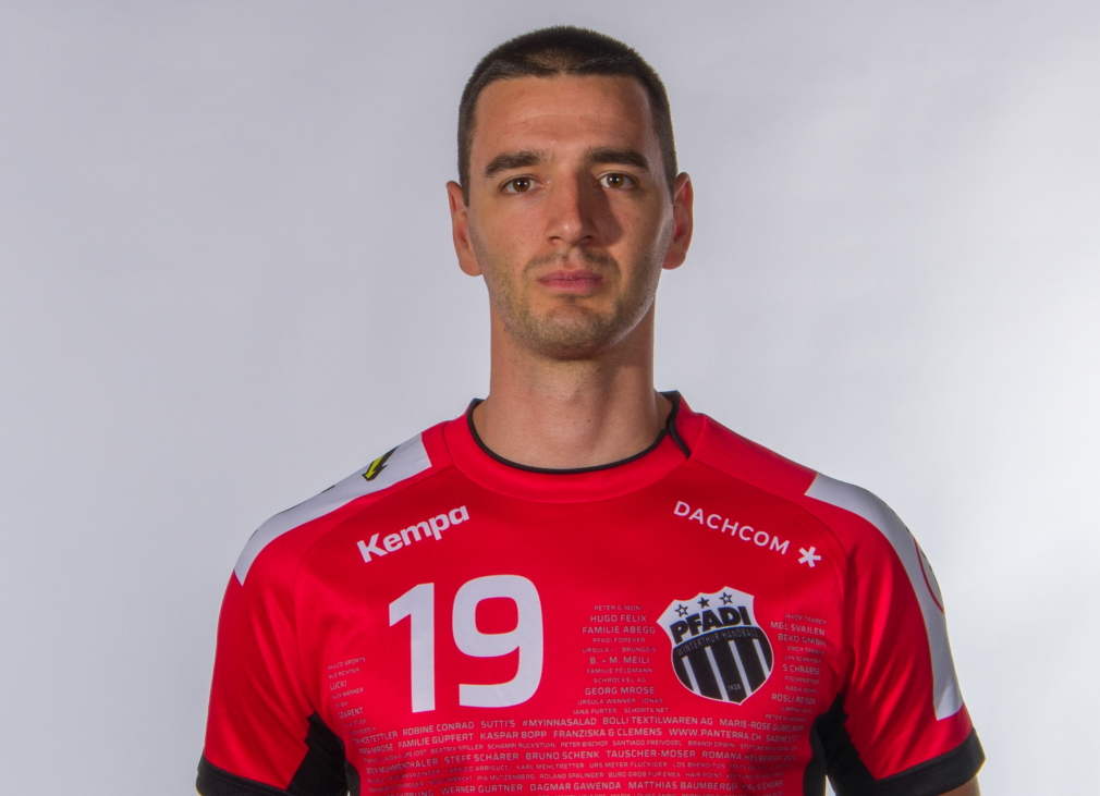 Aleksandar Radovanovic Low Quer