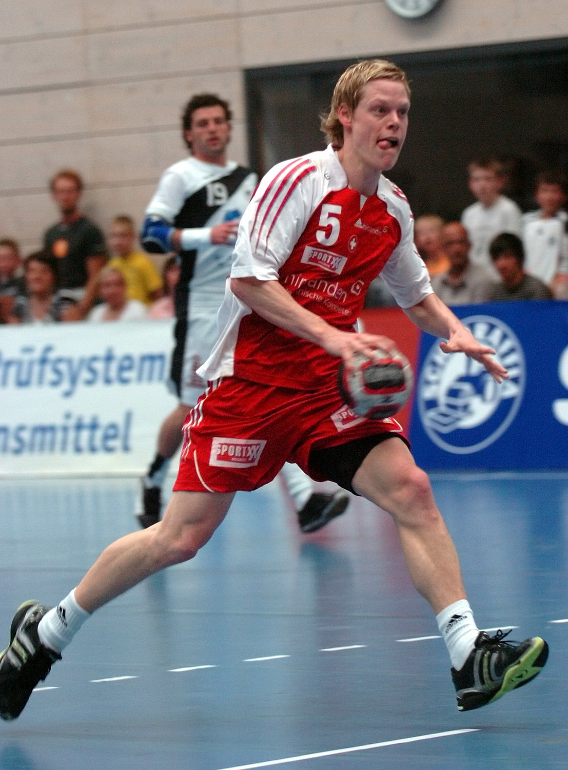 2007-04-24 GER-SUI 35-28 Testspiel Konstanz Liniger 012.jpg