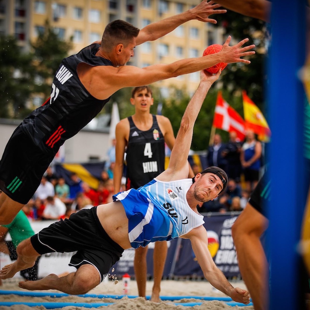 8B380BA5 EF48 4E61 9AB1 CCA8EF474A26