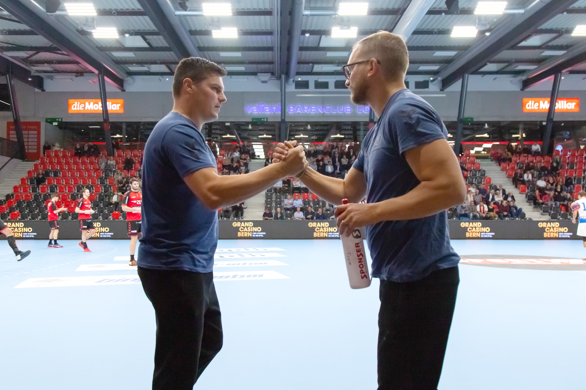 David Staudenmann (r.) und Aleksandar Stevic bleiben vereint