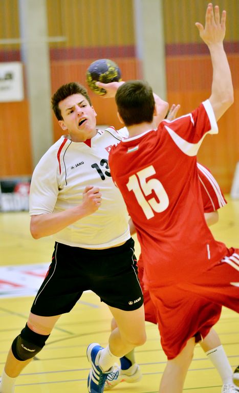 2014-01-18 U17 SUI-HUN 13 Kusio Michael.jpg